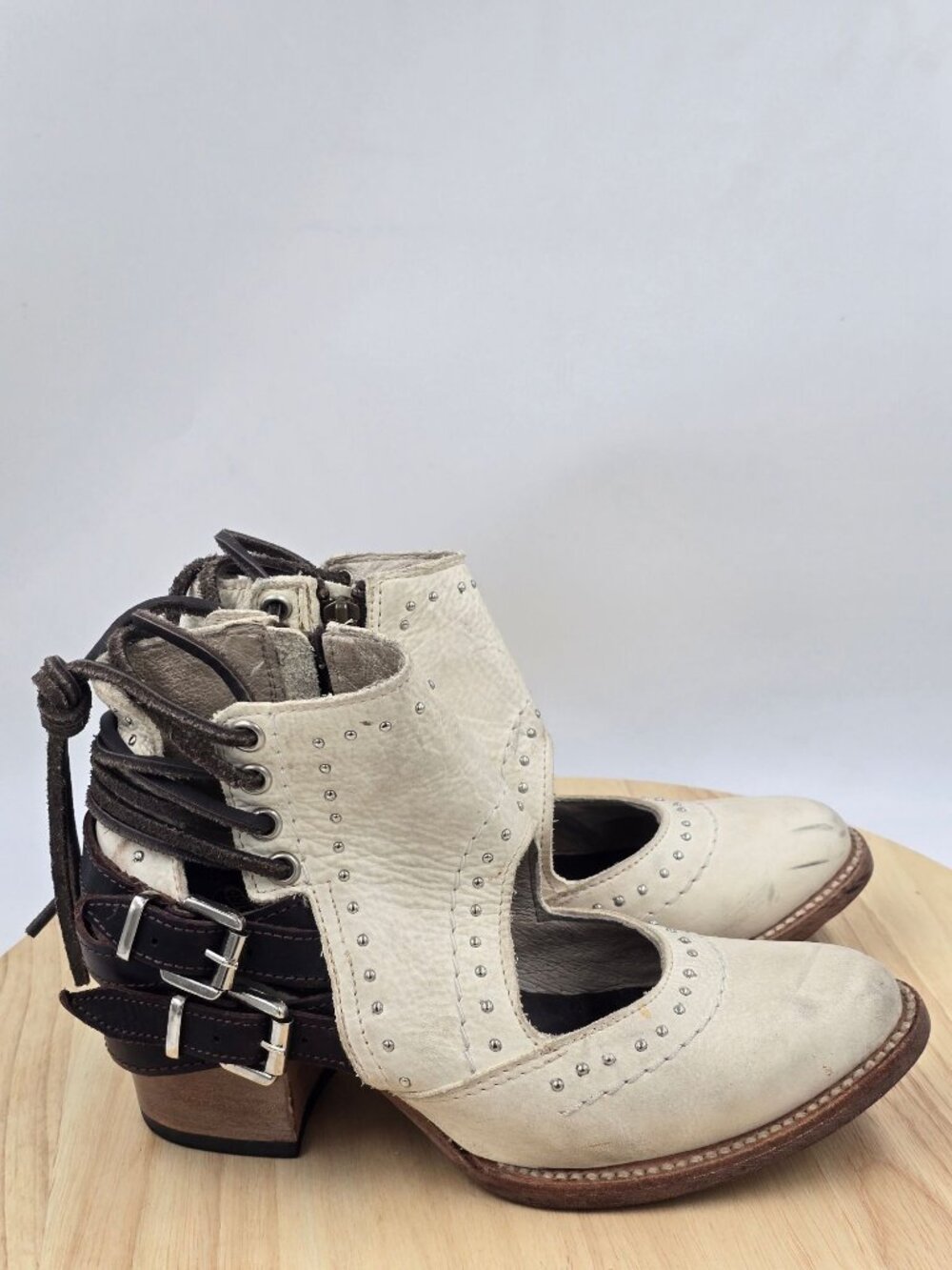 Freebird Desert CREAM ANKLE Booties US Size 5 Women's Western Boots Leather Zip